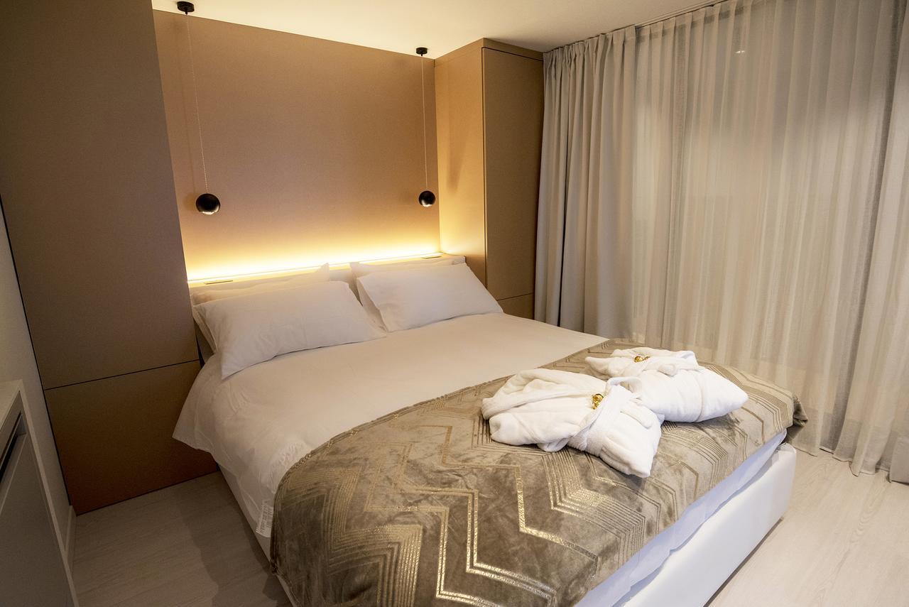 Cinquanta4 Charme Apartment Trento Exterior photo