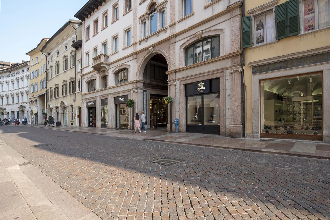 Cinquanta4 Charme Apartment Trento Exterior photo